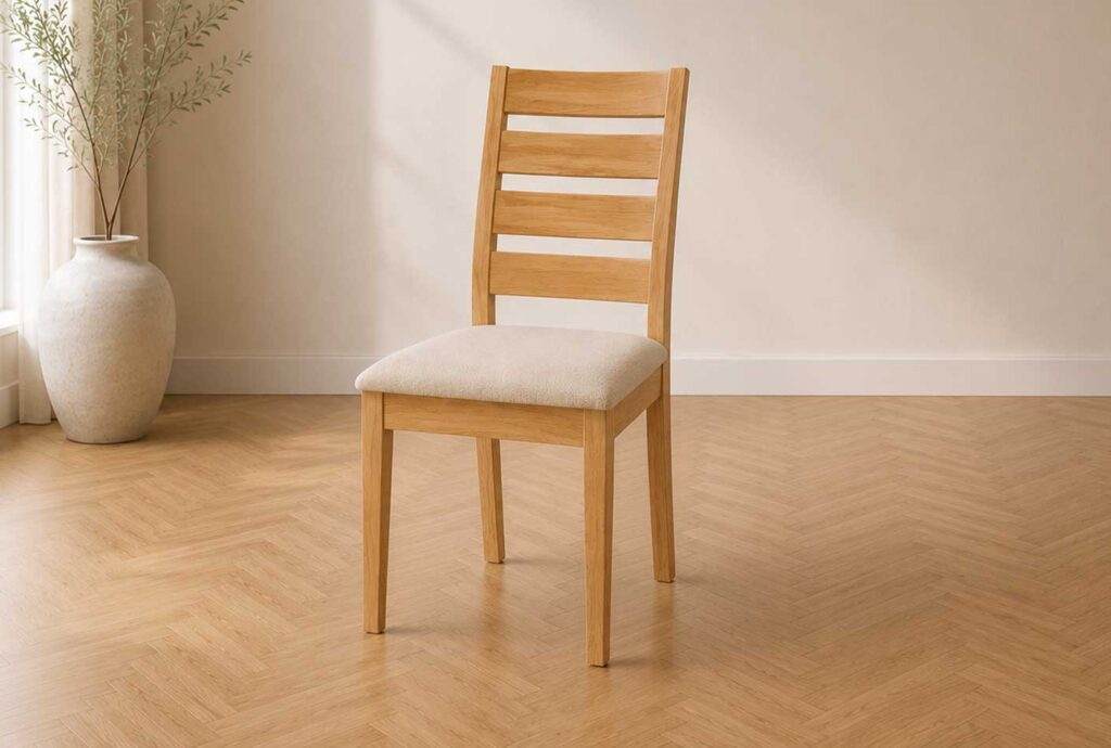 Jedilni stol 7040