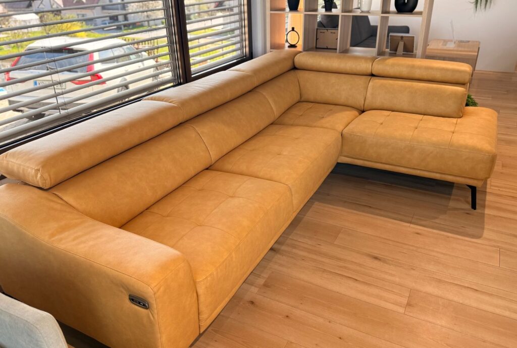 EKSPONAT sedežna garnitura COZY AIR