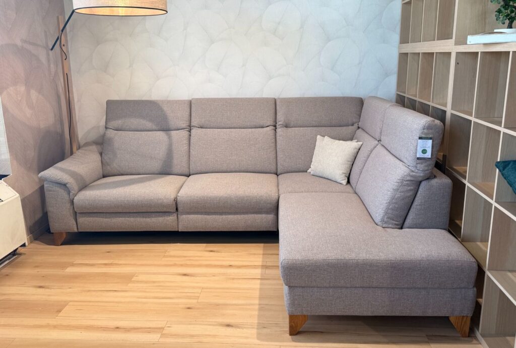 EKSPONAT sedežna garnitura COZY JET